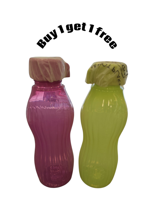 Tupperware freezer bottle 880ml -1+1