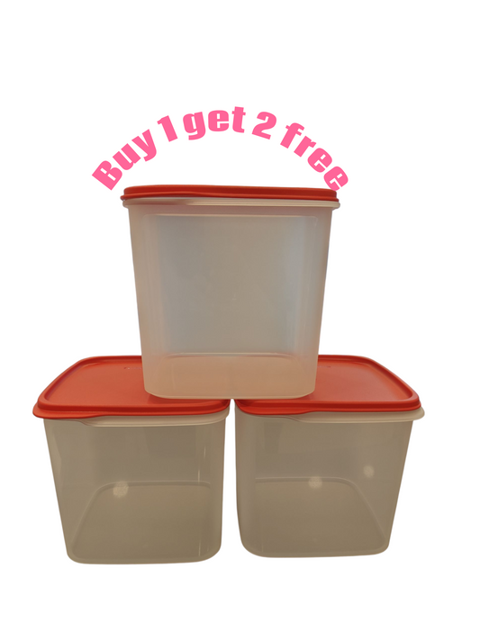 Tupperware 3.9ltr square container - 1+2